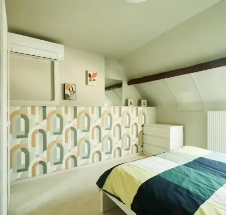 Espace Cuesmois مونس