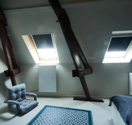 Espace Cuesmois アパート *